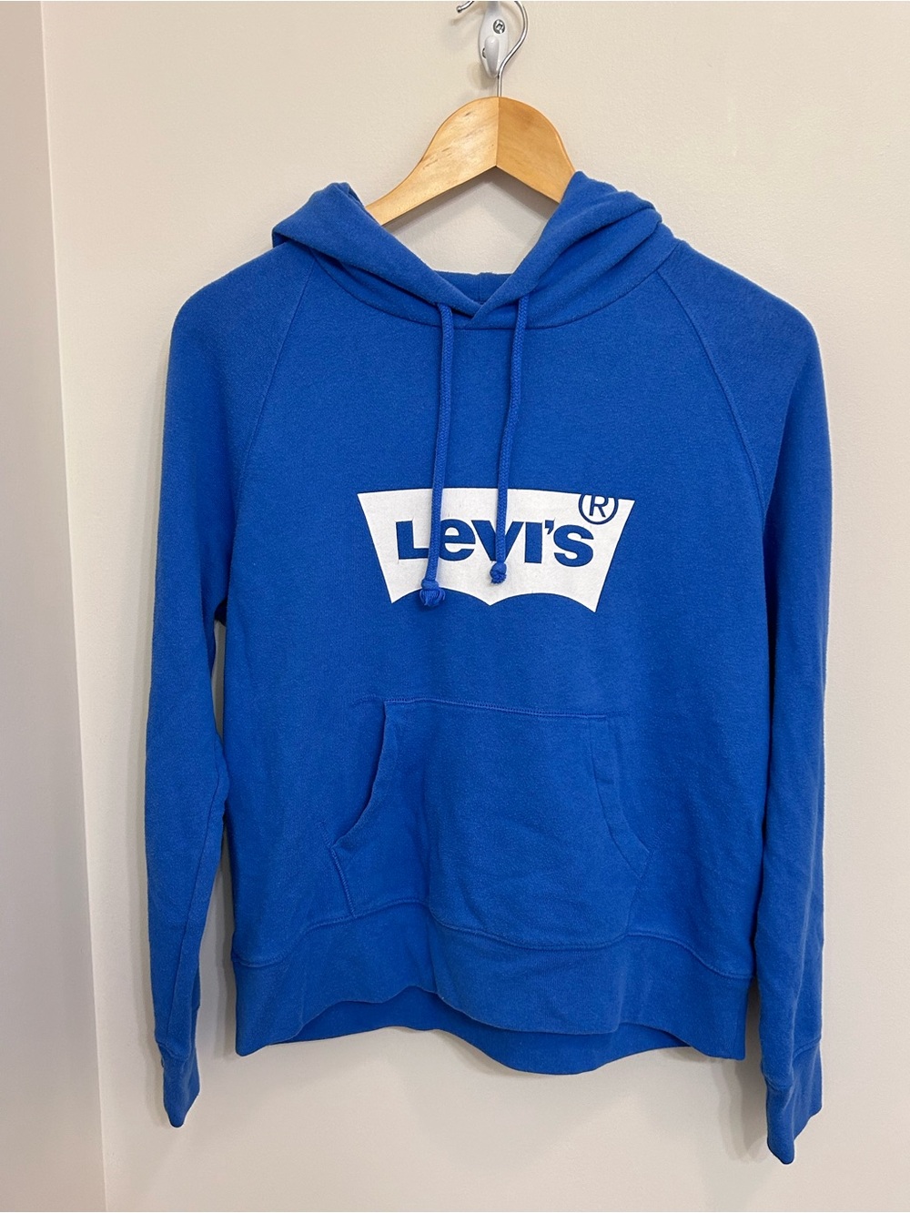 Levi's Blue Logo Hoodie - Women’s Pullover Sweatshirt
